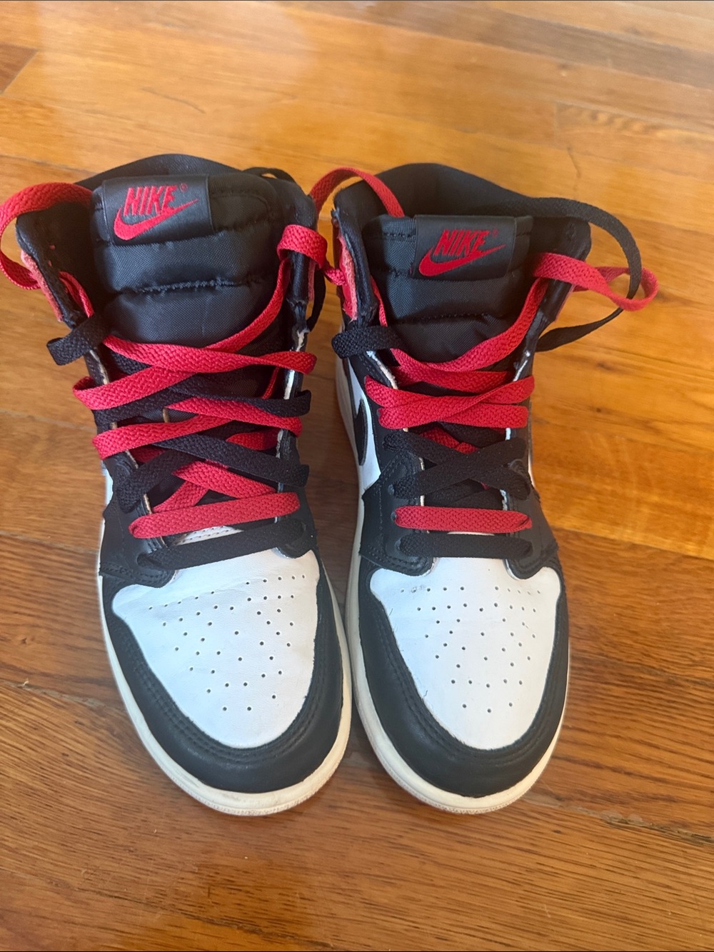 Nike Air Jordan 1 Retro Sky High - Red, White and Black